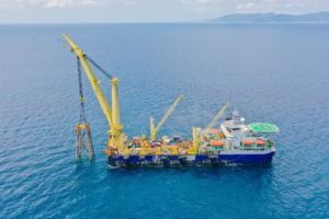 เดินหน้าวาง 7 ขาแท่นปิโตรเลียมเป็นปะการังเทียมครั้งแรกในประเทศไทย, Whale Energy Station