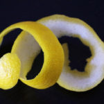 ใช้เปลือกส้มเป็นวัตถุดิบ รีไซเคิลพลาสติก, Whale Energy Station